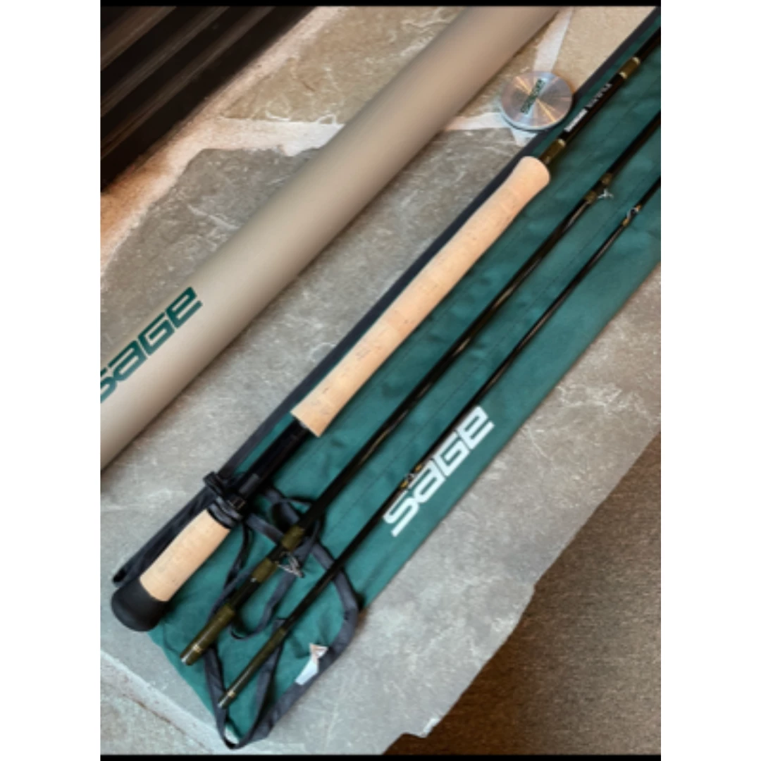Fly And Field Outfitters Sage 8126-3 Graphite IV 12' 6" 8wt Spey Rod - Used 2 Fly And Field Outfitters Sage 8126-3 Graphite IV 12' 6" 8wt Spey Rod - Used