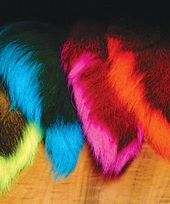 Hareline Dubbin Large Northern Bucktail Fly Tying